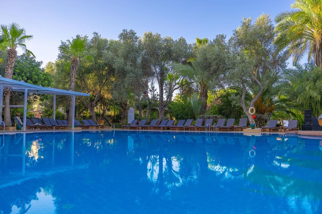 Latanya Park Resort Galeri